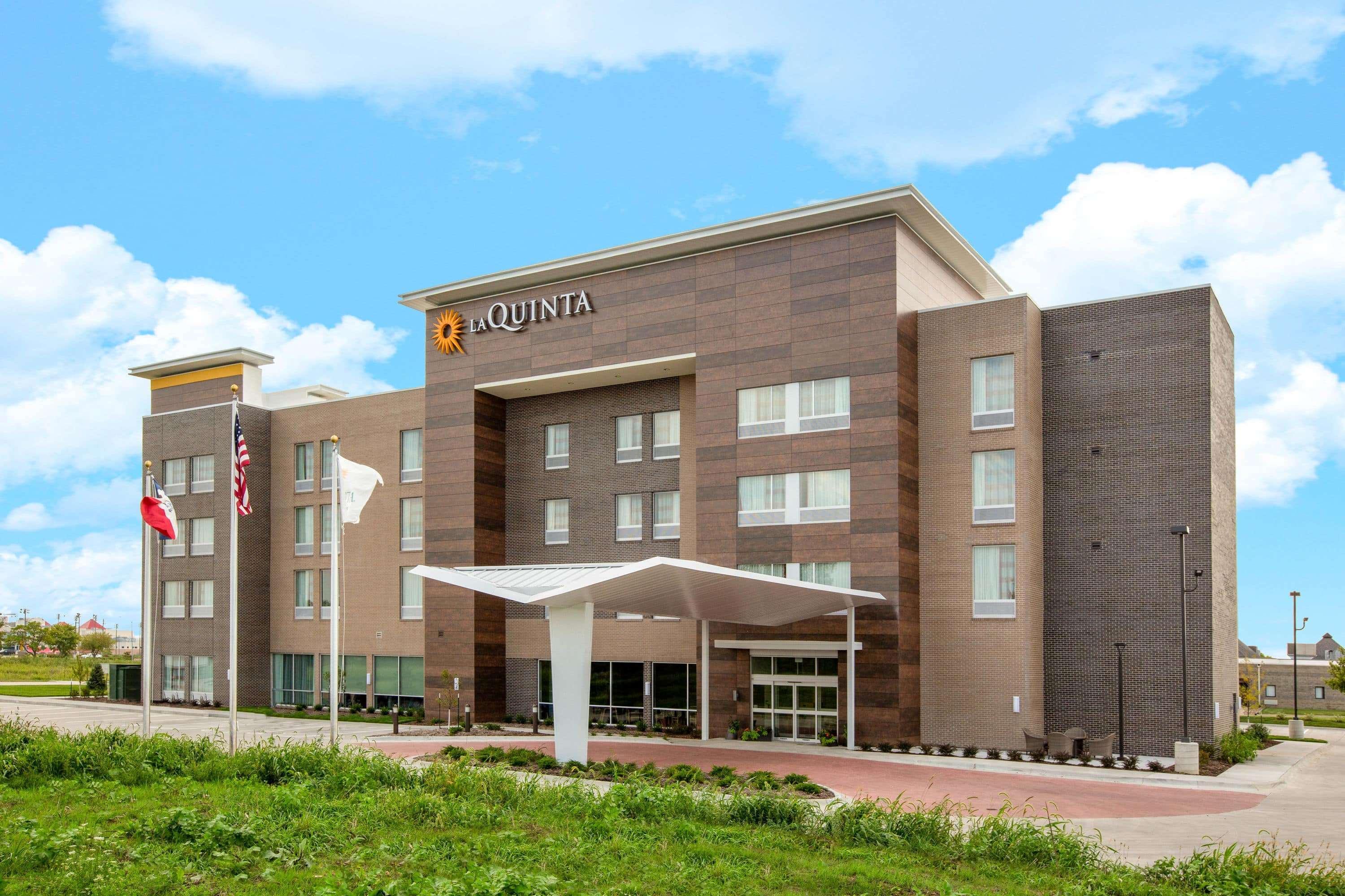 La Quinta By Wyndham Altoona Des Moines Hotel Ngoại thất bức ảnh