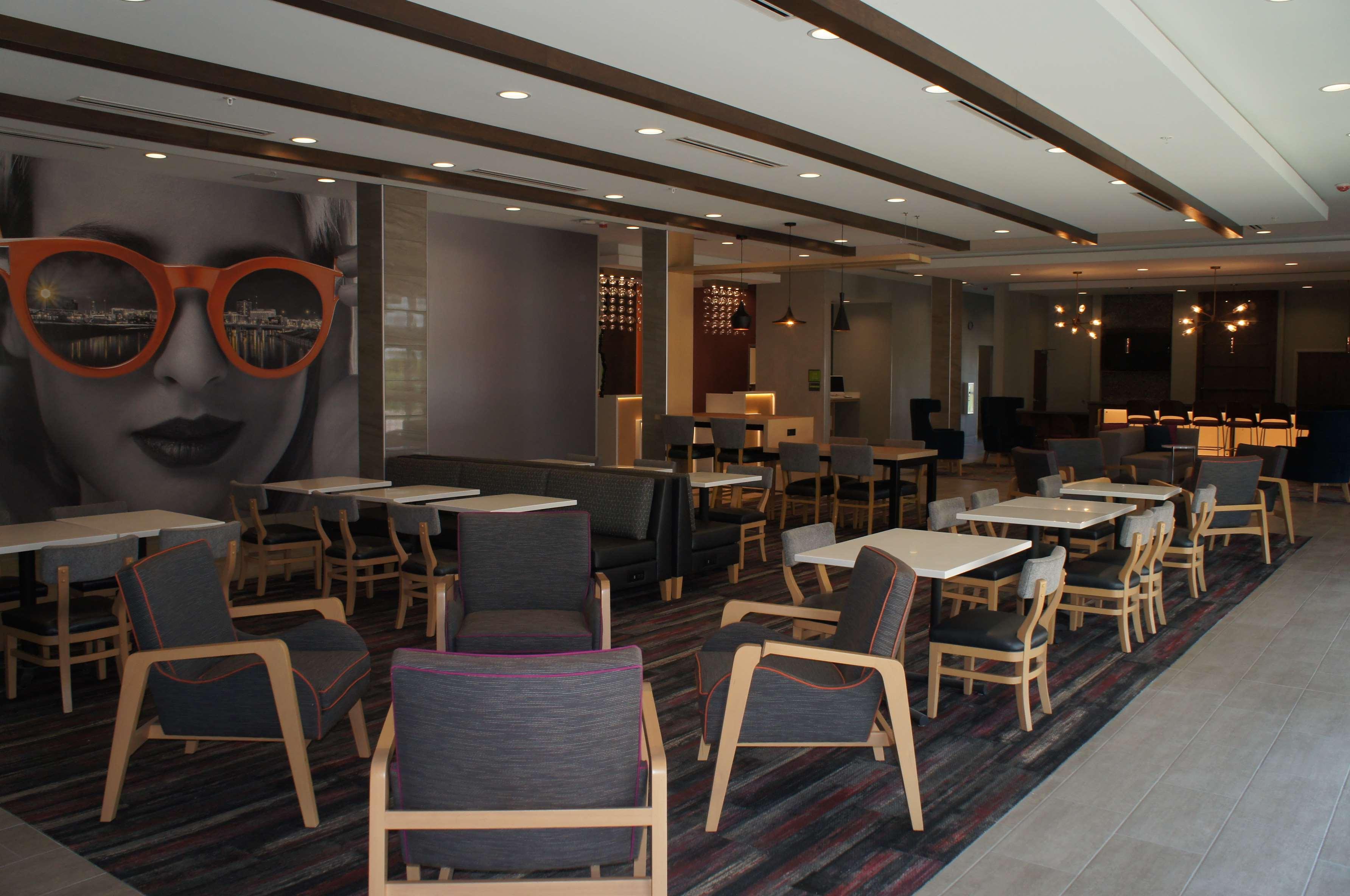 La Quinta By Wyndham Altoona Des Moines Hotel Ngoại thất bức ảnh