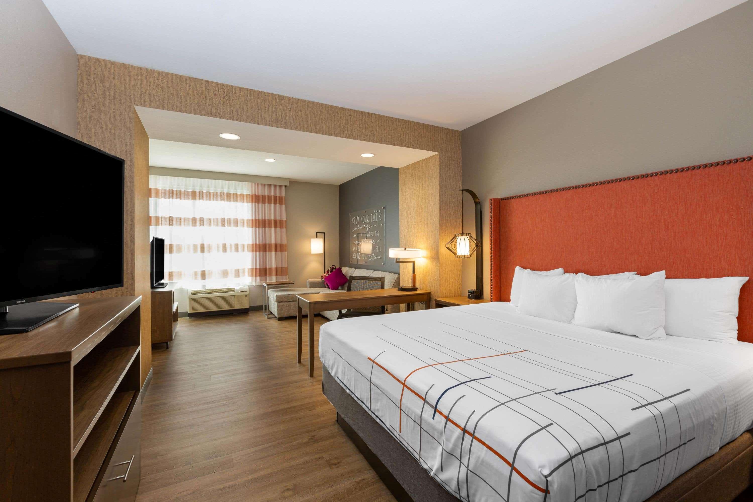 La Quinta By Wyndham Altoona Des Moines Hotel Ngoại thất bức ảnh
